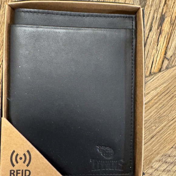 New York Giants Football Sparo Wallet Lic. NFL BI-Fold Leather Billfold RFID - Picture 6 of 6